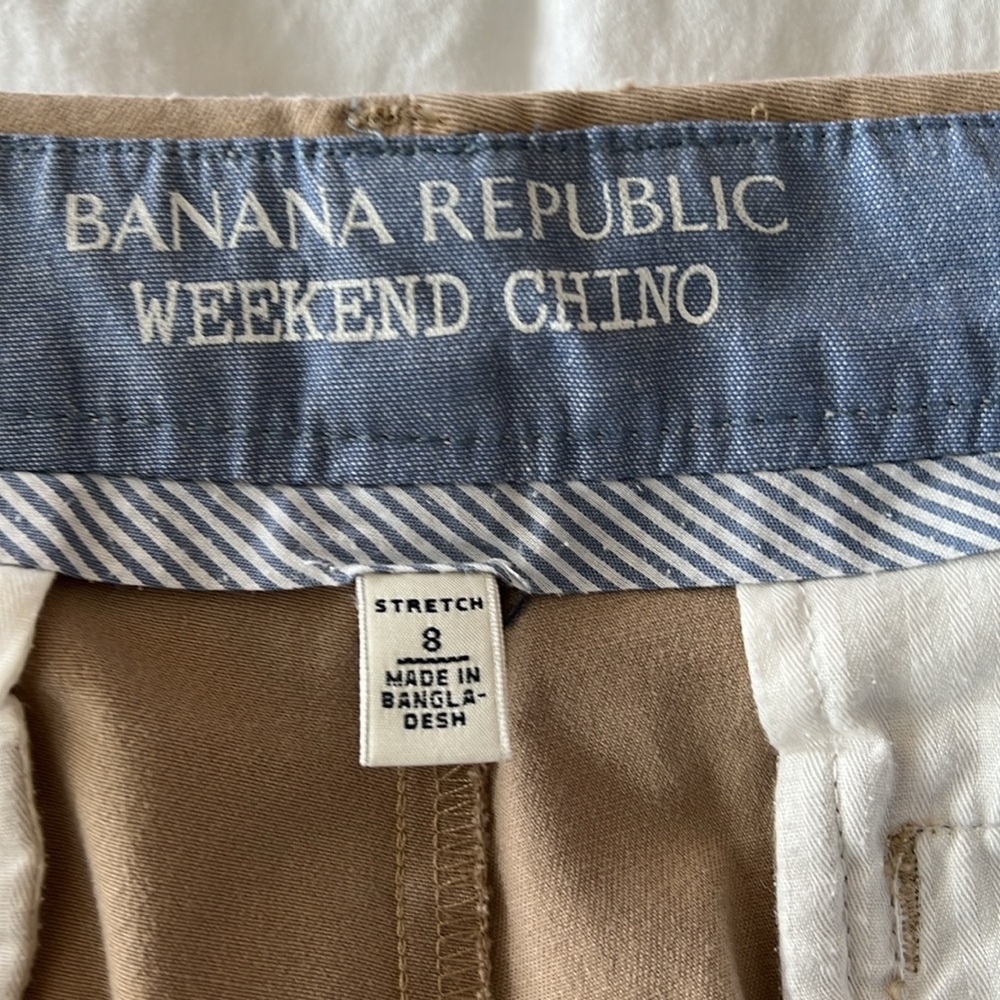 Women's Banana Republic Weekend Chinos - Picture 2 of 3